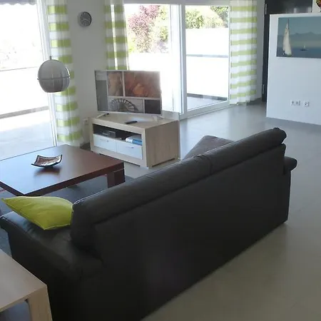 See Panorama Apartment *